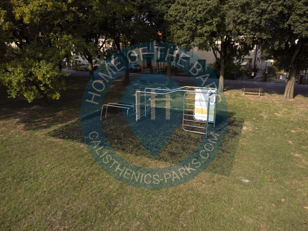 Outdoor Gym - Ferrara - Area Fitness Calisthenics - Ferrara Via Traversagno 23 - Italy - Spot