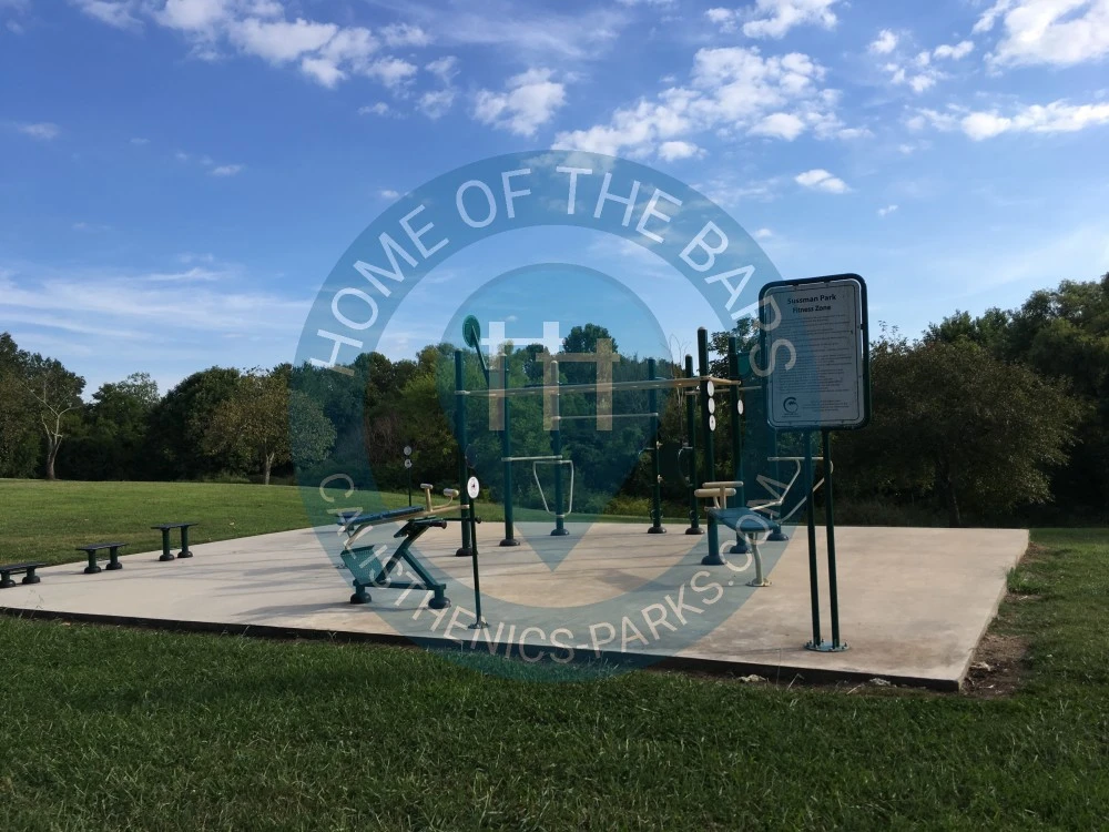 Outdoor Pull Up Bars - Greensboro - Sussman Park Fitness Zone - United States - Spot