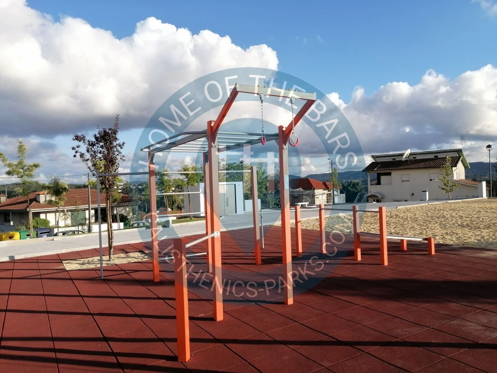 Calisthenics park in Rua do Calvário, Gandra, Paredes, Porto, 4585-330, Portugal