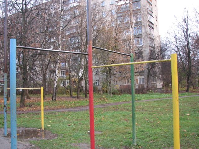 Outdoor Gym - Korolev - Korolev - Aire de Fitness - Ул Героев Курсантов (Юбилейный) - Russia - Spot