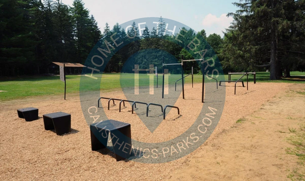 Glens Falls - Outdoor Exercise Gym - Crandall Park - United States - Spot
