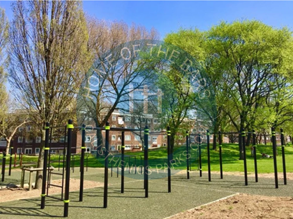 London - Calisthenics Park - Westbourne Green Open Space - United Kingdom - Spot