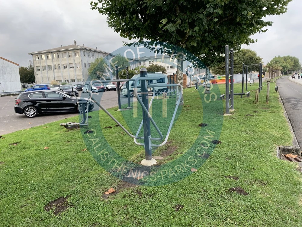 Calisthenics park in 
Address
                                    Travesía Da Coruña, 15960 Ribeira, A Coruña, Spain
                            