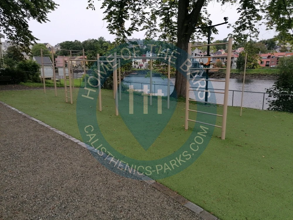 Calisthenics park in 
Address
                                    Kjøpmannsgata 1c, 7013 Trondheim, Norway
                            