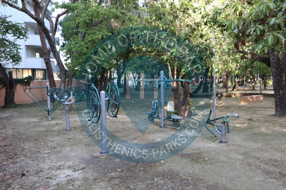 Calisthenics Stations - Algeciras - Exercise Equipment Algeciras - countries. - Spot