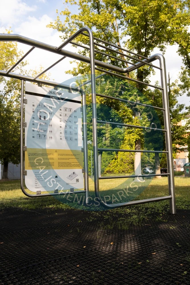 Calisthenics park in 
Address
                                    Viale Diciassette Novembre 74, 44122 Ferrara Ferrara, Italy
                            