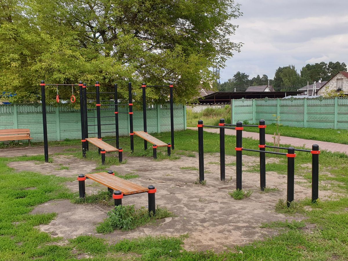 Outdoor Gym - Kratovo - Kratovo - Aire de Fitness - 6-Я Западная Улица - Russia - Spot