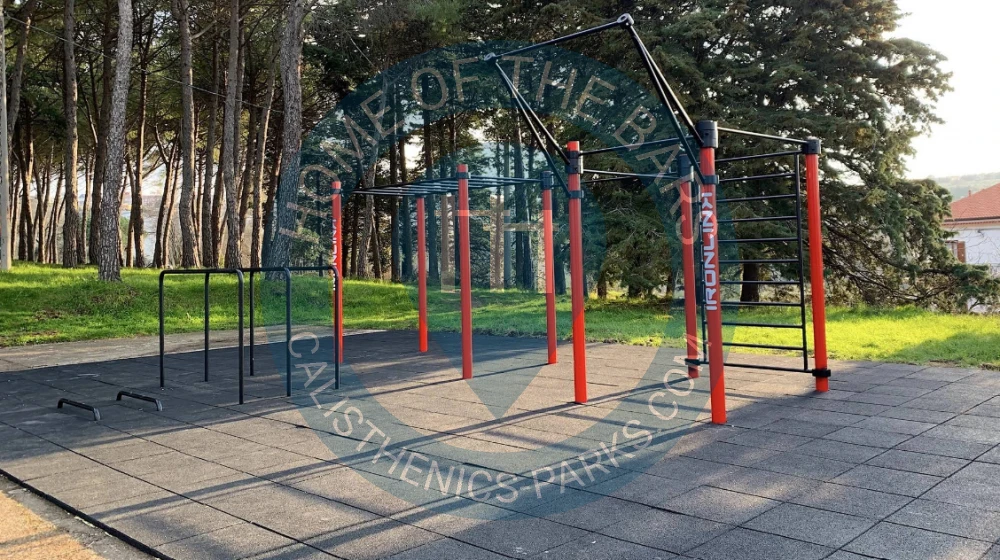 Calisthenics Stations - Larino - Parco Calisthenics Larino - Italy - Spot
