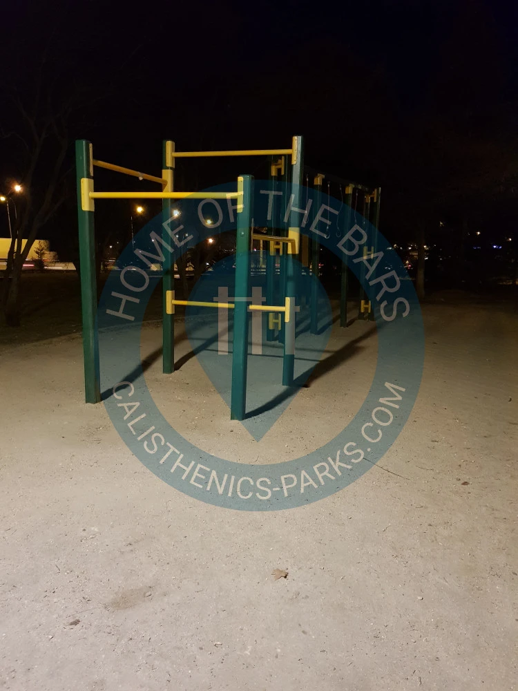 Calisthenics park in Calle de Poza de la Sal, Santa Eugenia, Villa de Vallecas, Madrid, Comunidad de Madrid, 28051, España