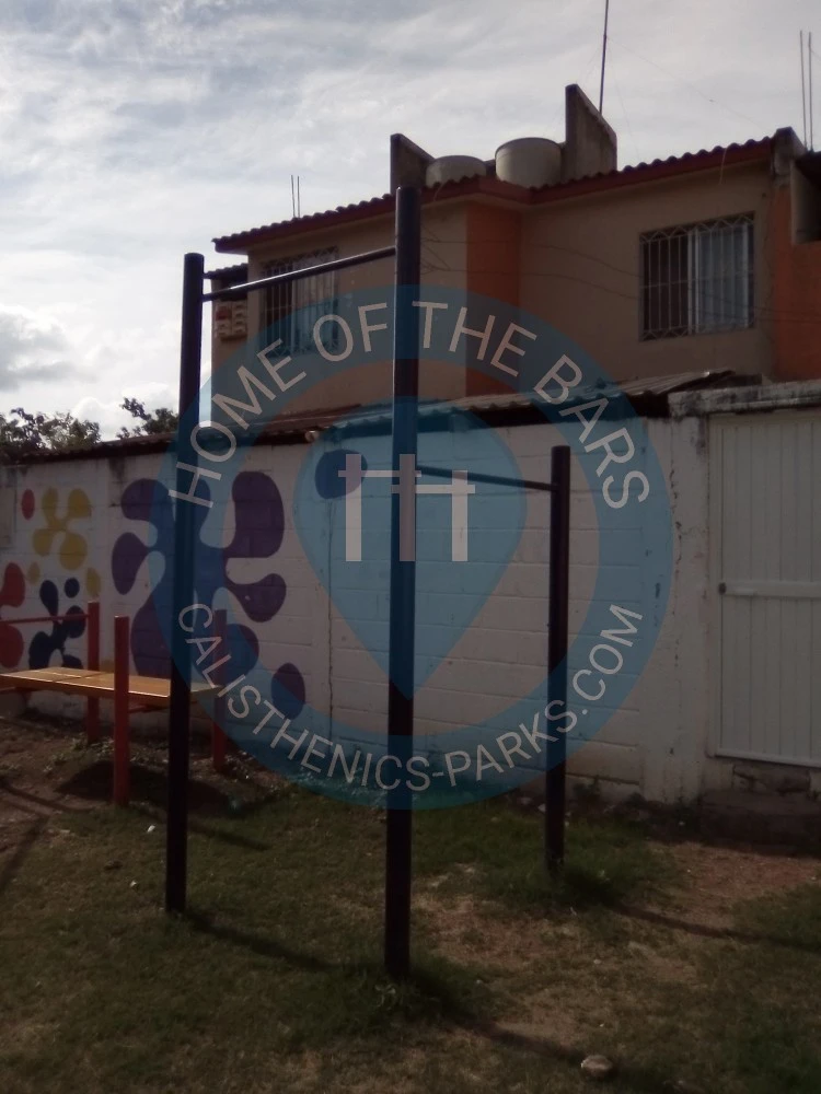 Outdoor Pull Up Bars - El Rosario - Muscle house bars - Mexico - Spot