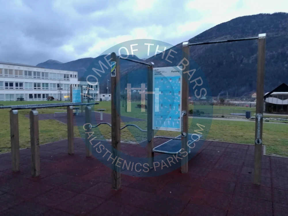 Ružomberok - Calisthenics Equipment - Klačno - Slovakia - Spot