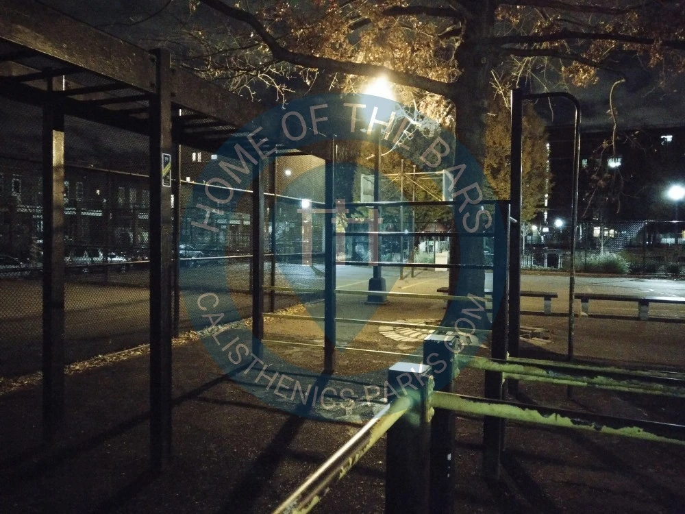 New York City - Calisthenics Euipment - Borough Park Brooklyn - United States - Spot