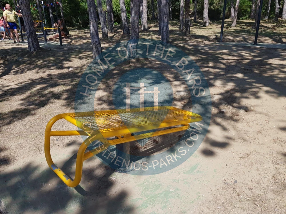 Calisthenics park in Beach & food bar Porto, 610, Lopar, Mikolaci, Lopar, Općina Lopar, Primorsko-goranska županija, 51281, Hrvatska