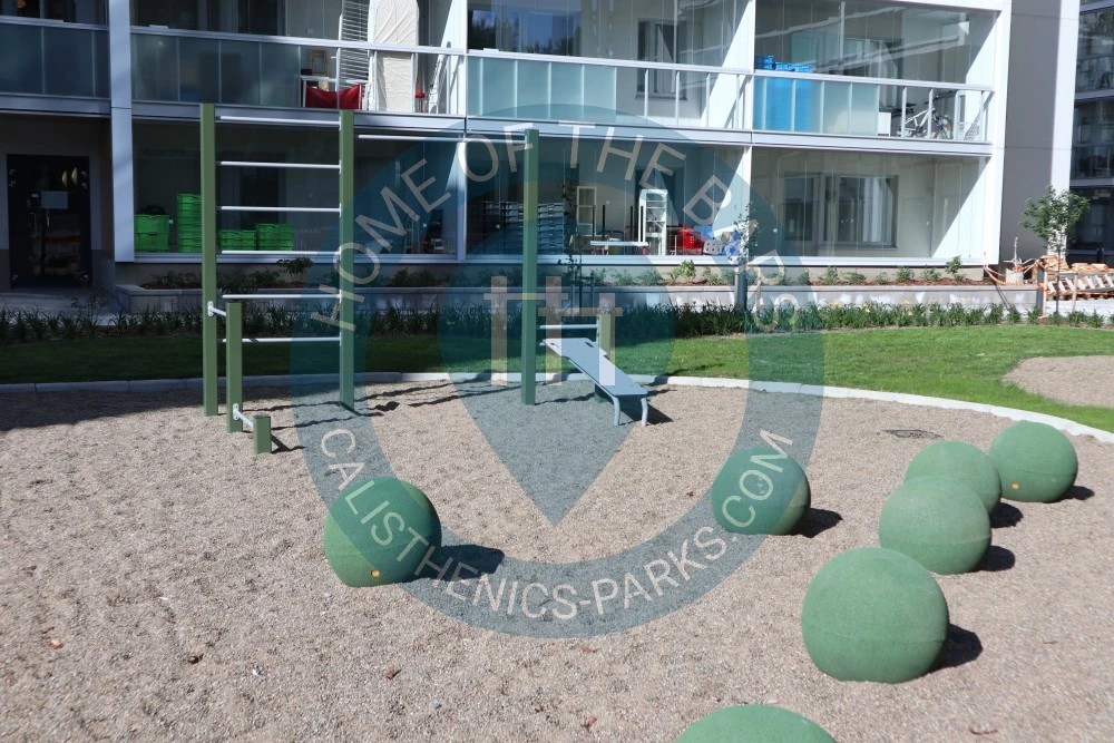 Fitness Facility - Espoo - Matinkatu 22 outdoor fitness station - Finland - Spot