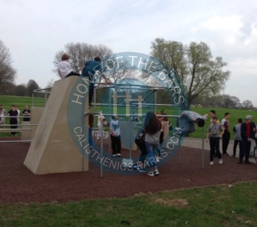 London - Parkour Gym - Oxford Road - United Kingdom - Spot