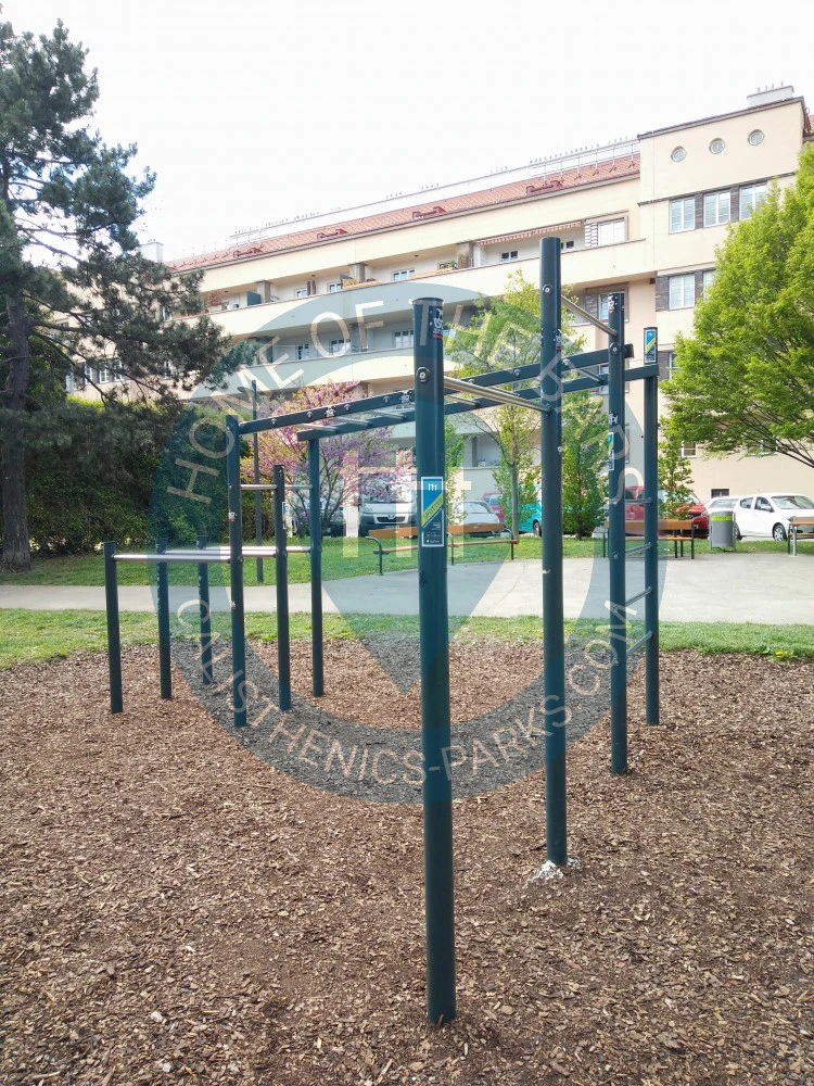 Döbling - Street Workout Equipment - Kreilpark - Austria - Spot