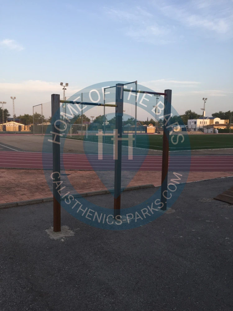 Calisthenics park in Polideportivo Municipal de Mairena del Alcor, s/nº, Calle Pablo Neruda, Urbanización "Ntra. Sra. de la Salud", Mairena del Alcor, Sevilla, Andalucía, 41510, España