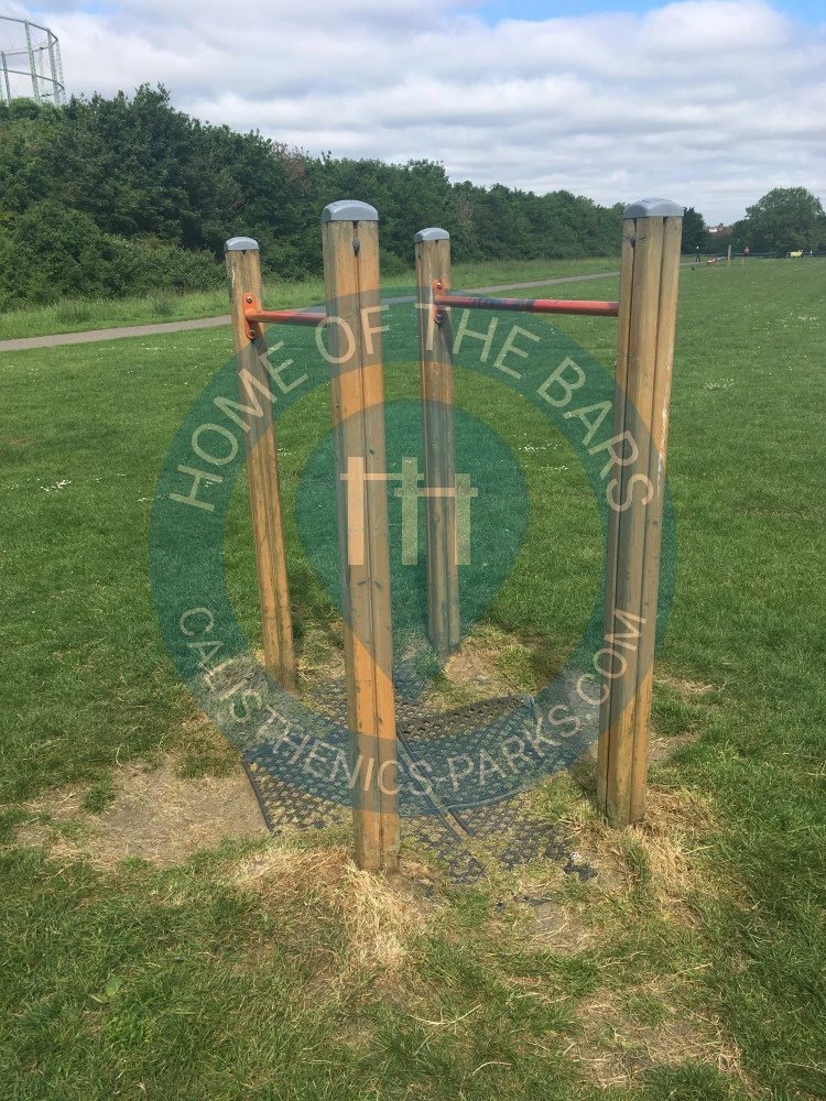 Calisthenics park in 2 Nursery, 46, Arthur Road, West Barnes, London Borough of Merton, London, Greater London, England, KT3 6NF, United Kingdom