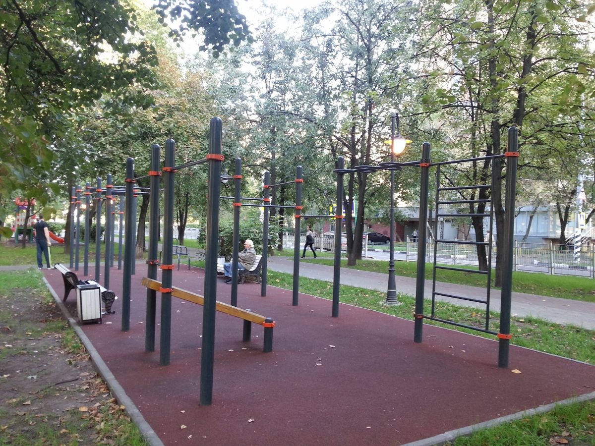 Outdoor Gym - Moscow - Moscow - Street Workout Park - Симферопольский 15/4 - Russia - Spot