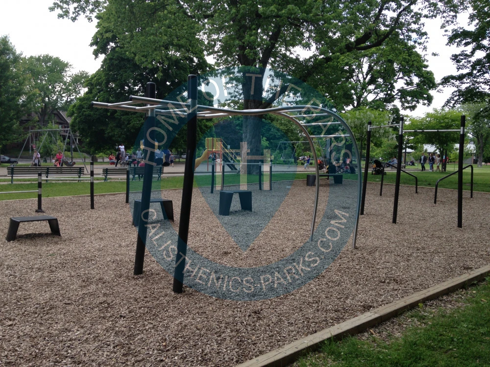 Toronto - Outdoor Exercise Gym - Withrow Park - Canada - Spot
