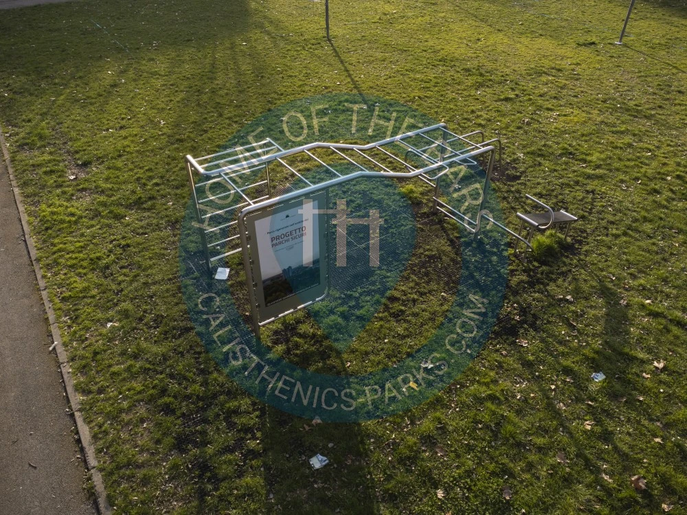Calisthenics park in 
Address
                                    Via Mario Poledrelli 7, 44121 Ferrara Ferrara, Italy
                            