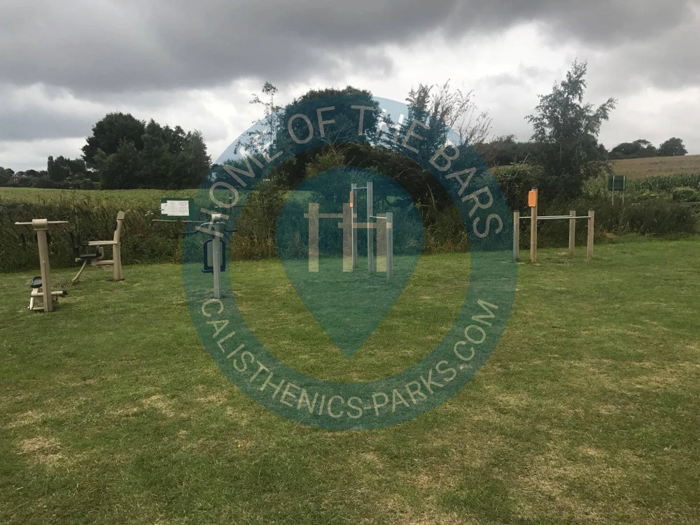 Langdon - Outdoor Fitness Equipment - Langdon Playing Fields - United Kingdom - Spot