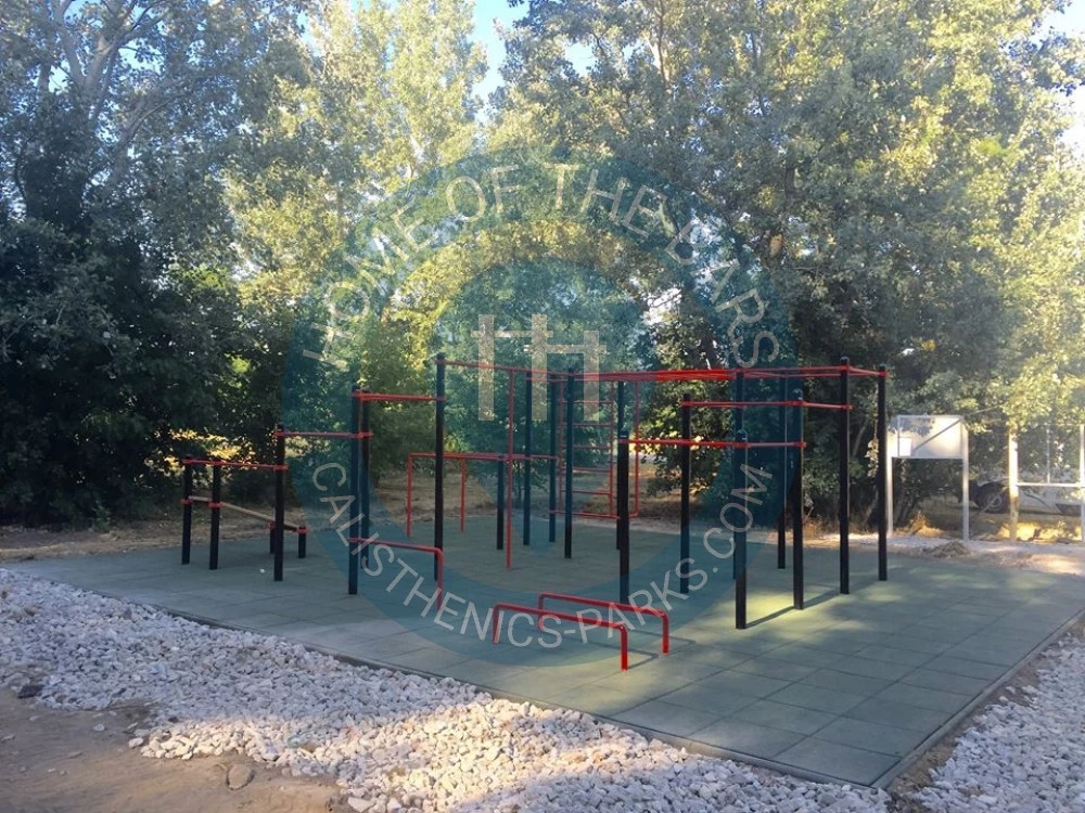 Calisthenics park in Ku Campingu, Sereď, okres Galanta, Trnavský kraj, Západné Slovensko, 925 51, Slovensko