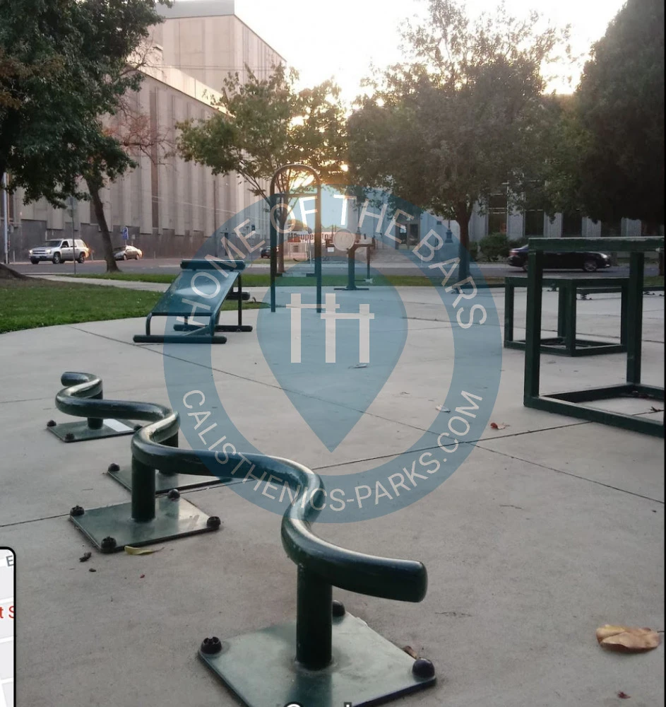 Exercise Park - Stockton - Fremont Square Park - United States - Spot