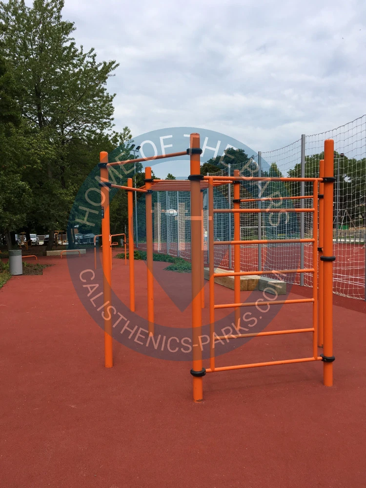 Outdoor Pull Up Bars - Budapest - Outdoor Fitness Petnehazyret - Hungary - Spot