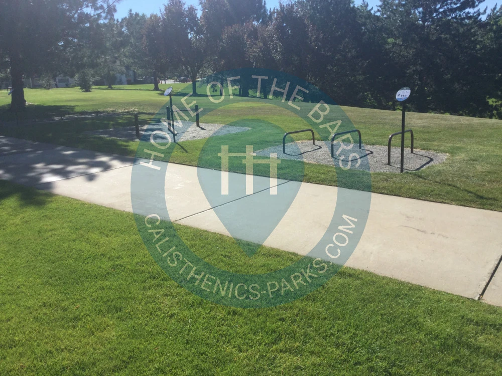 Denver - Outdoor Fitness Trail - Wallace Park - United States - Spot