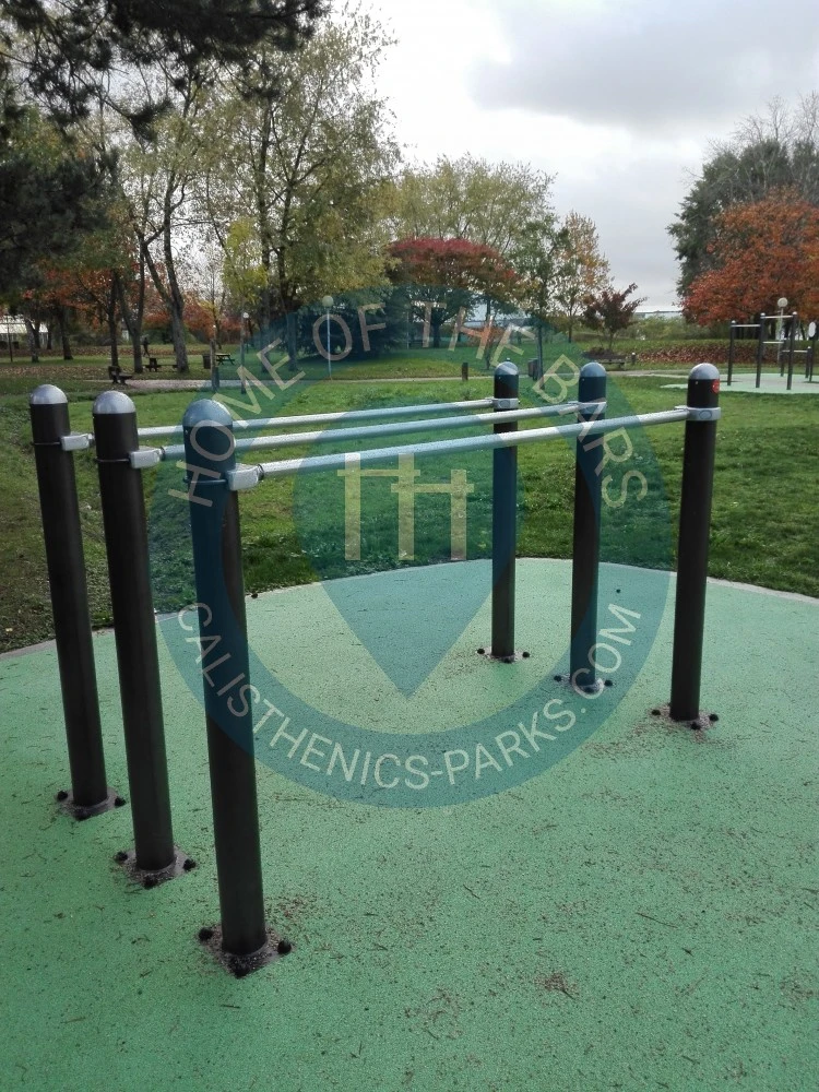 Outdoor Gym - Les Ulis - Parc Street Workout Parc urbain - France - Spot
