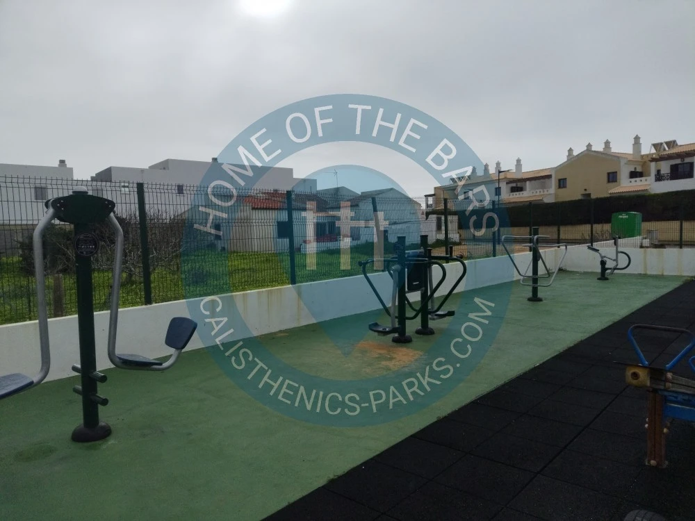 Calisthenics park in 
Address
                                    Rua Do Poço, 8650-379 Sagres, Faro, Portugal
                            