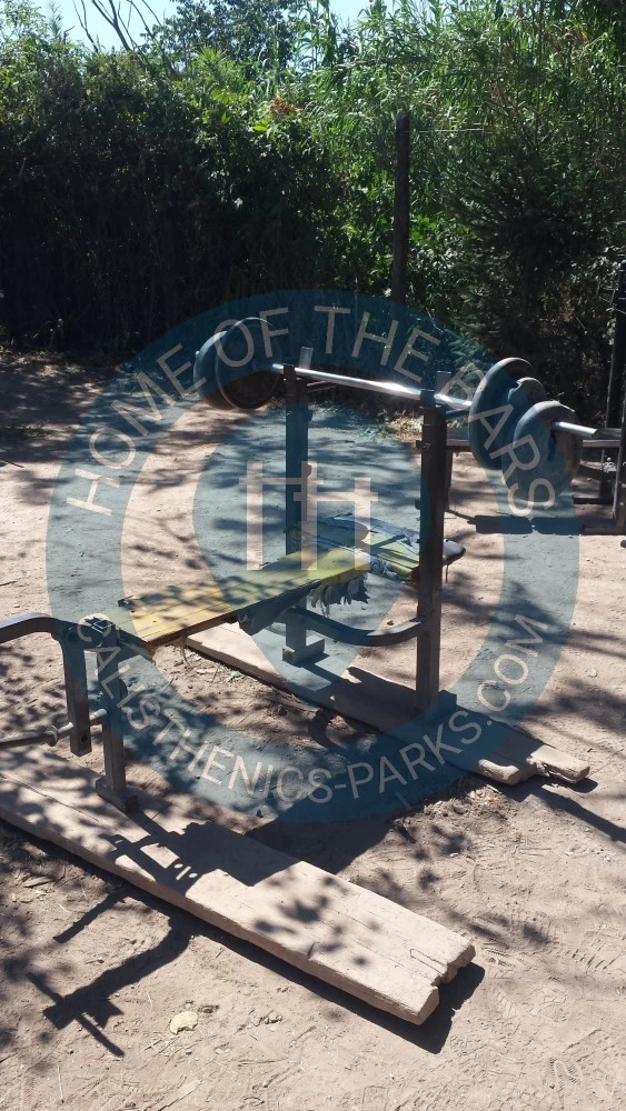 Calisthenics park in Viale Mario Leigheb, Appio-Latino, Roma, Roma Capitale, Lazio, 00179, Italia