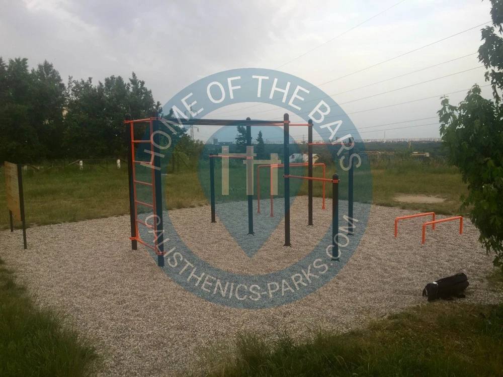 Dlhe Diely - Calisthenics Equipment - Octago - Slovakia - Spot