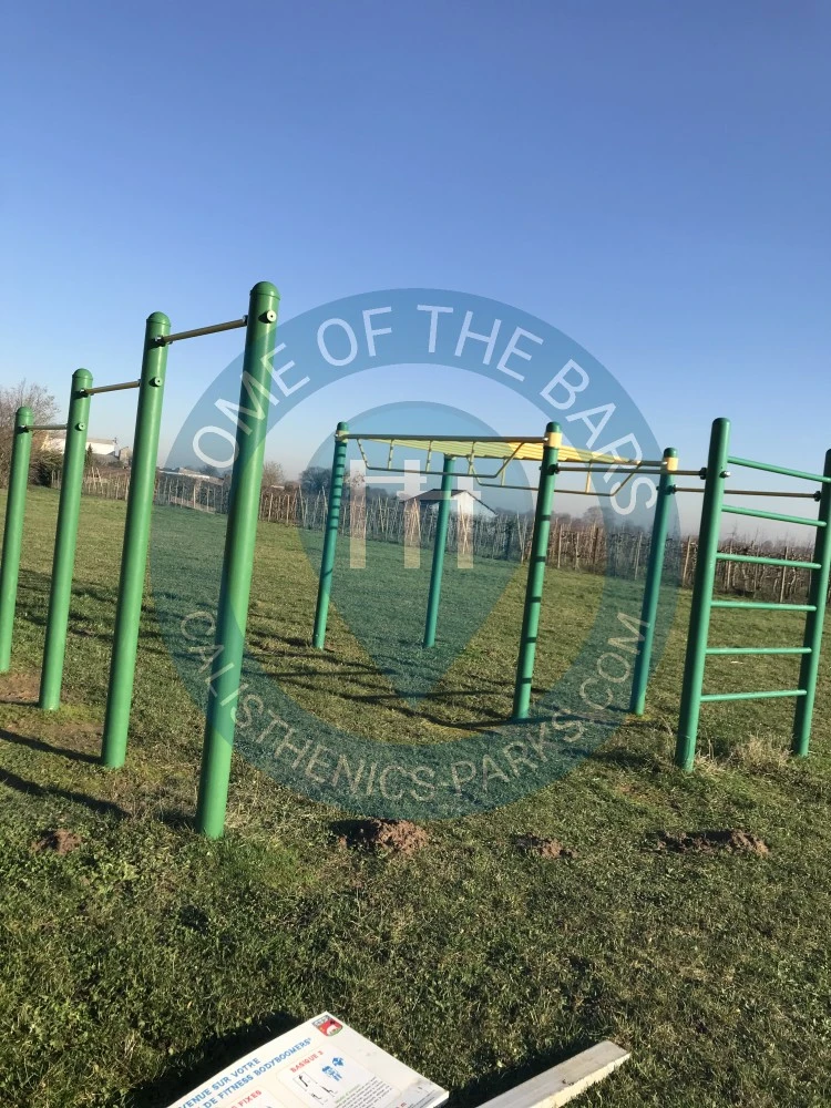 Outdoor Pull Up Bars - Hérouville - Outdoor Fitness Hérouville - France - Spot