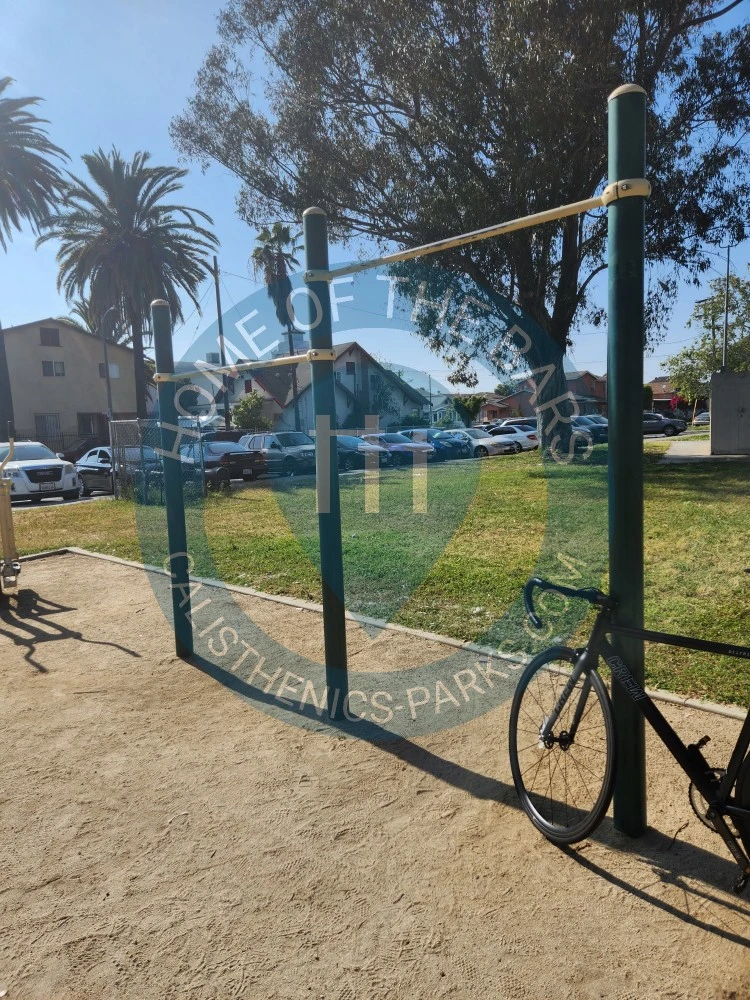 Calisthenics park in 4778, Honduras Street, Central-Alameda, Los Angeles, Los Angeles County, CAL Fire Southern Region, California, 90011, United States