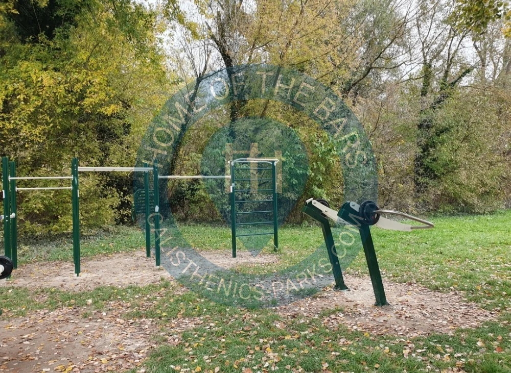 Exercise Stations - Szentendre - Postás edzőpark - Hungary - Spot