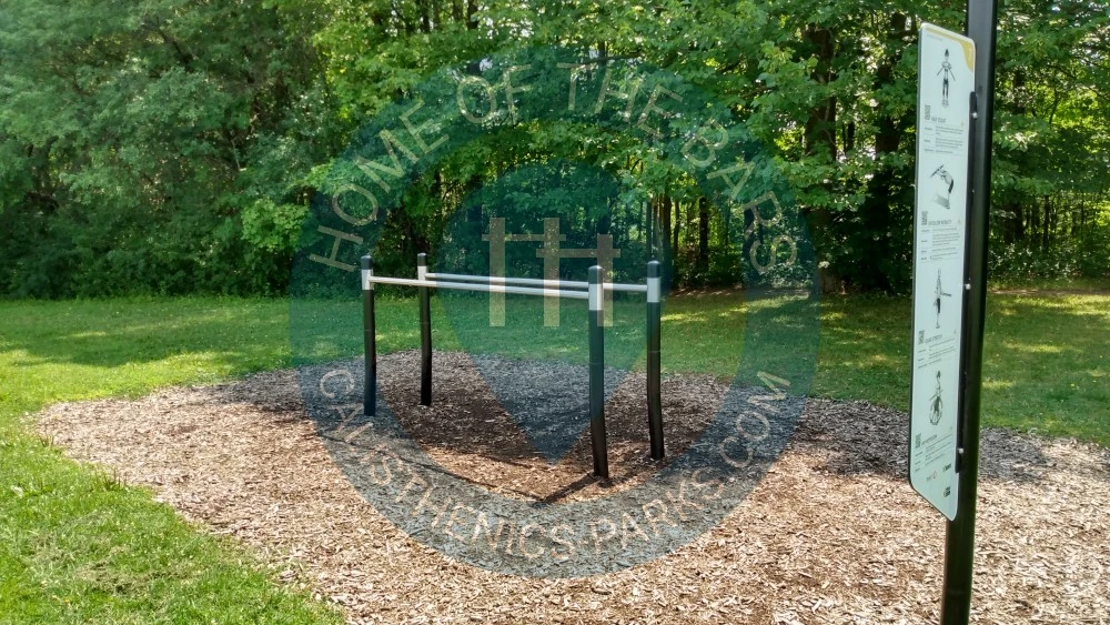 Exercise Park - Toronto - Sunnybrook Park Fitness Trail - Canada - Spot
