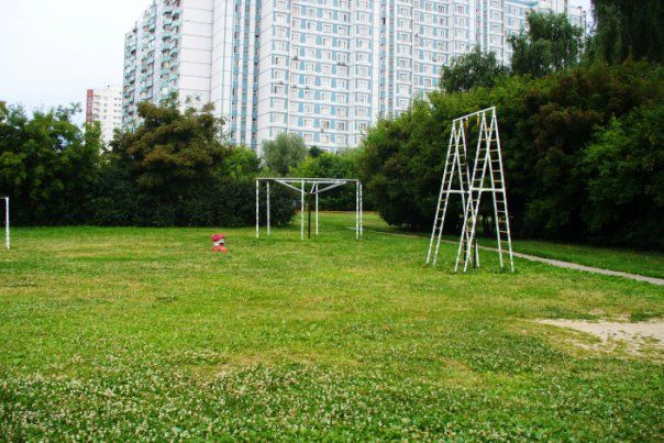 Calisthenics park in Шипиловский проезд, район Орехово-Борисово Северное, Москва, Центральный федеральный округ, 115569, Россия