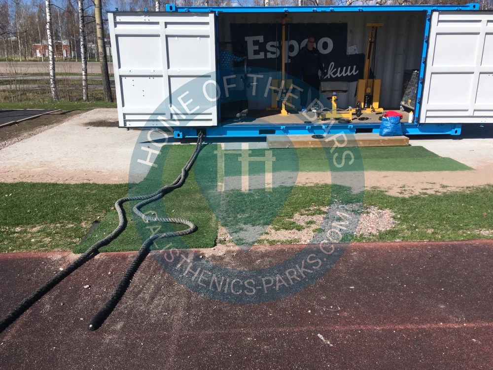 Calisthenics park in Tapiolan urheilupuisto, Urheilupuistontie, Suvikumpu, Länsikorkee, Tapiola, Suur-Tapiola, Espoo, Helsingin seutukunta, Uusimaa, Etelä-Suomen aluehallintovirasto, Manner-Suomi, 02120, Suomi / Finland